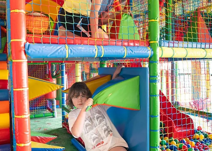 Mielenko & Ex Baltin Ośrodek wypoczynkowy Mielno (Koszalin)